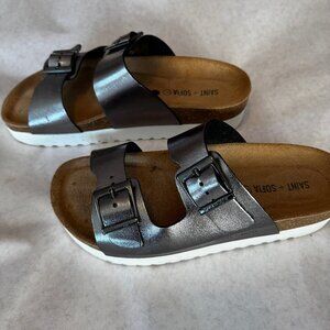 Saint+Sofia, size 9/40, adjustable buckle sandals, pewter leather